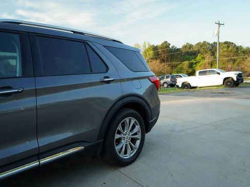 Used 2021 Ford Explorer Limited w/ Equipment Group 301A image 15