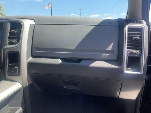 Used 2015 RAM 1500 Big Horn image 39