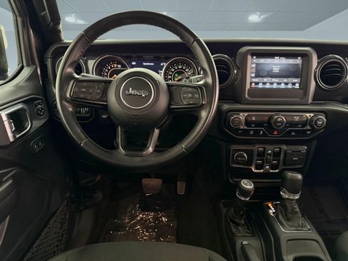 Used 2022 Jeep Wrangler Unlimited Sport AWD/4WD image 25