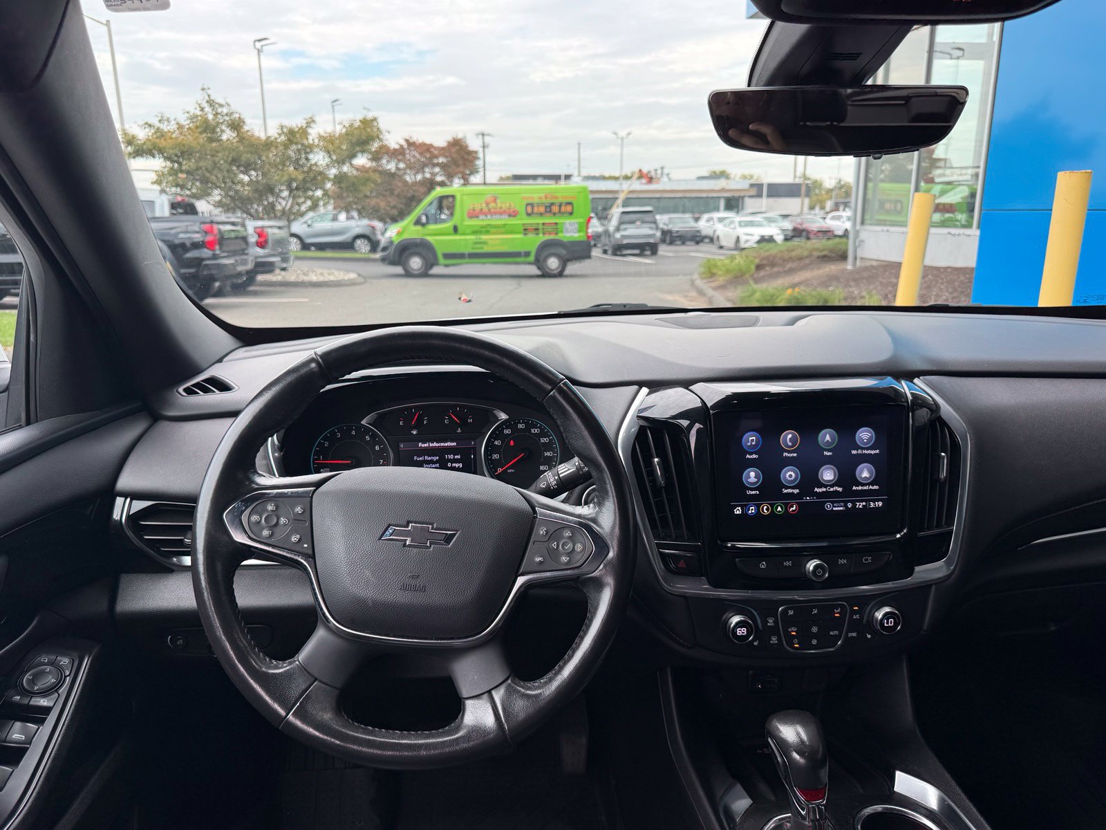 Used 2022 Chevrolet Traverse RS AWD/4WD image 2