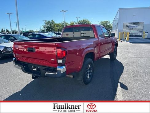 Certified 2023 Toyota Tacoma SR5 AWD/4WD image 11
