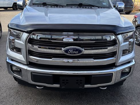 Used 2017 Ford F150 Lariat image 13