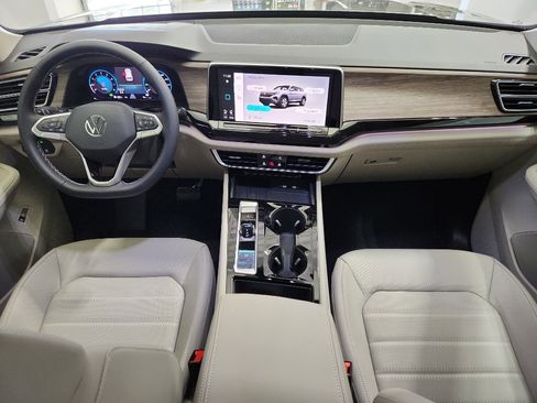 New 2026 Volkswagen Atlas SEL AWD/4WD image 7