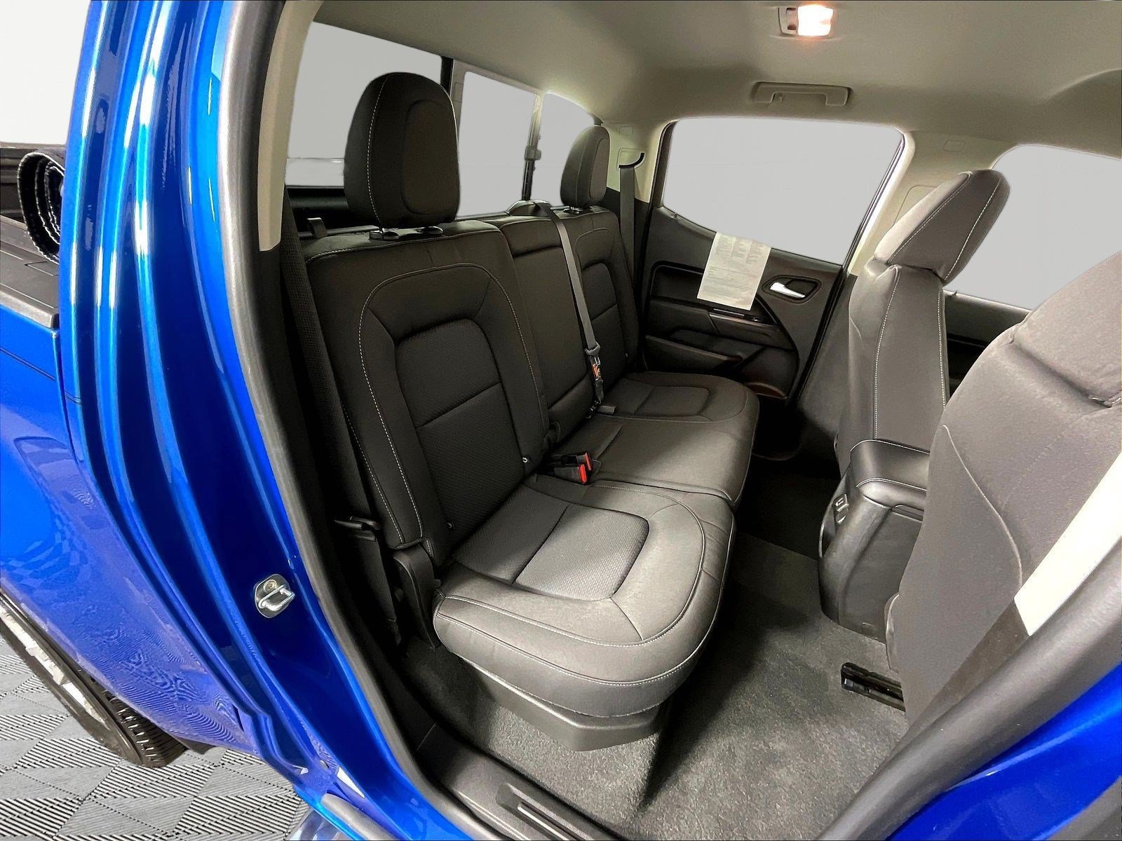 Used 2021 Chevrolet Colorado LT w/ LT Convenience Package RWD image 25