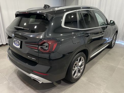 Used 2023 BMW X3 xDrive30i w/ Premium Package w/ZPA AWD/4WD image 6