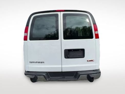 Used 2021 GMC Savana 2500 w/ Driver Convenience Package RWD image 7