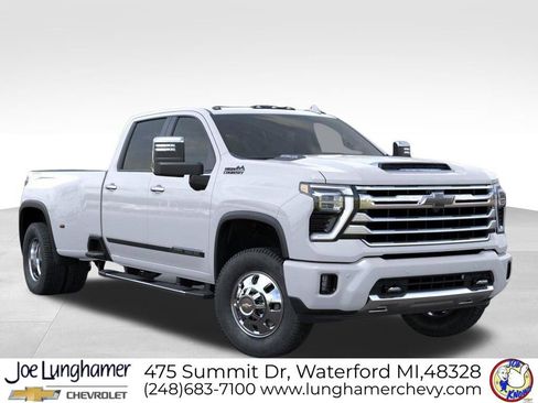 New 2026 Chevrolet Silverado 3500 High Country w/ Technology Package AWD/4WD image 7