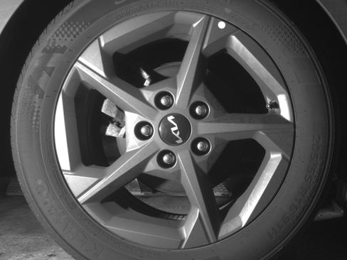 Used 2025 Kia K4 LXS image 15