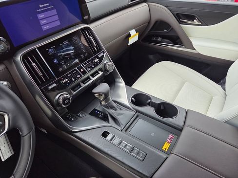 New 2026 Lexus LX 600 4WD w/ Luxury Package image 50