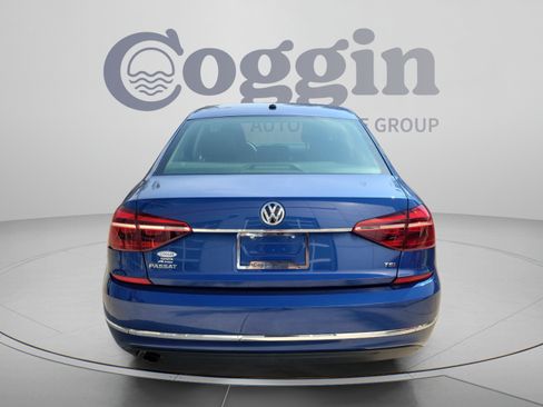 Used 2017 Volkswagen Passat 1.8T S FWD image 3