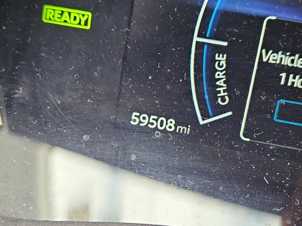 Used 2025 Toyota Camry LE FWD image 29
