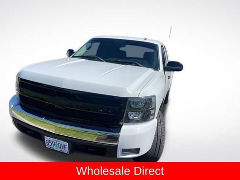 Used 2007 Chevrolet Silverado 1500 LT w/ 1LT Convenience Package AWD/4WD image 28