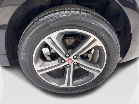 Used 2020 Jaguar F-PACE Checkered Flag image 87