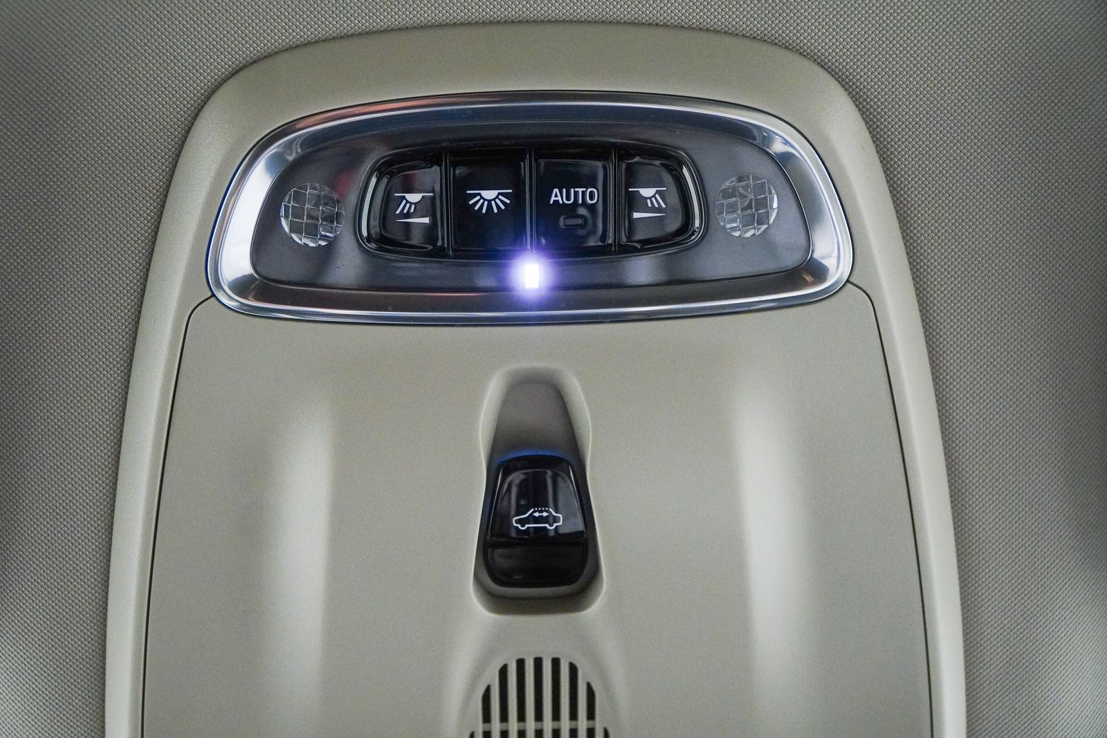 Used 2020 Volvo XC90 T6 Momentum w/ Protection Package Premier AWD/4WD image 25