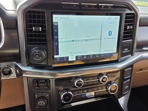 Used 2022 Ford F150 Lariat w/ Max Trailer Tow Package AWD/4WD image 22