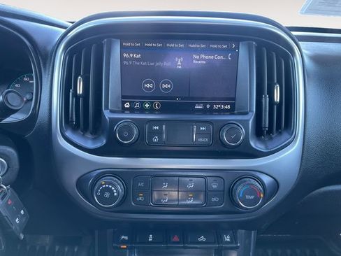 Used 2022 Chevrolet Colorado LT w/ Fleet Safety Package image 17