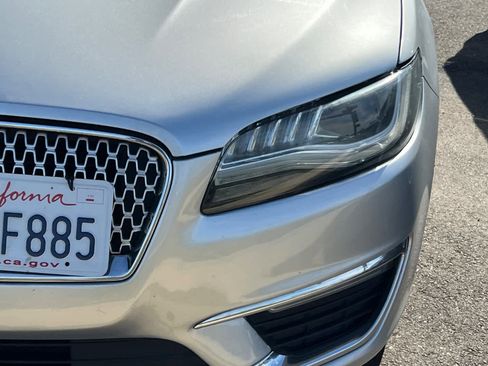 Used 2018 Lincoln MKZ Reserve image 11