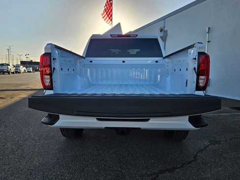 New 2026 GMC Sierra 1500 Elevation image 4