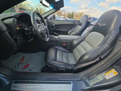 Used 2010 Chevrolet Corvette Grand Sport w/ Preferred Equipment Group image 3