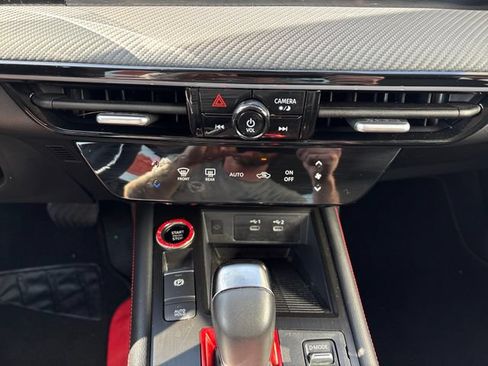 Certified 2025 Nissan Kicks SR AWD/4WD image 18