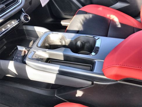 New 2026 Chevrolet Equinox EV RS image 21