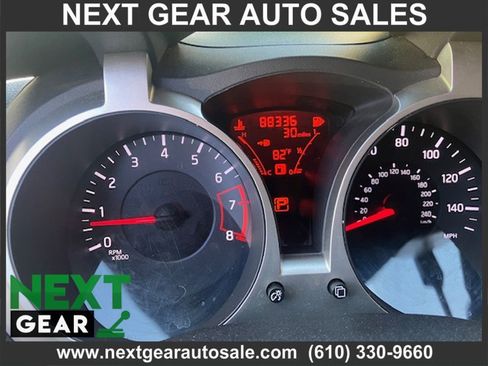 Used 2014 Nissan Juke S image 10