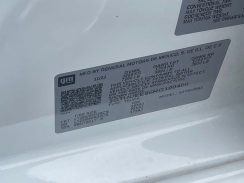 Used 2024 GMC Sierra 1500 AT4 w/ Technology Package AWD/4WD image 31