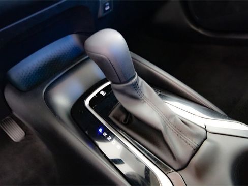 Used 2023 Toyota Corolla LE image 20