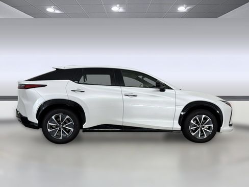 Used 2024 Lexus RZ 300e Premium w/ Accessory Package (Z1) FWD image 8