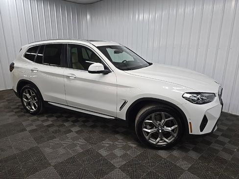 Used 2024 BMW X3 xDrive30i w/ Premium Package image 1