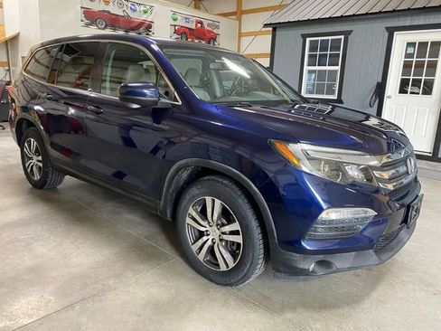Used 2017 Honda Pilot EX-L image 2