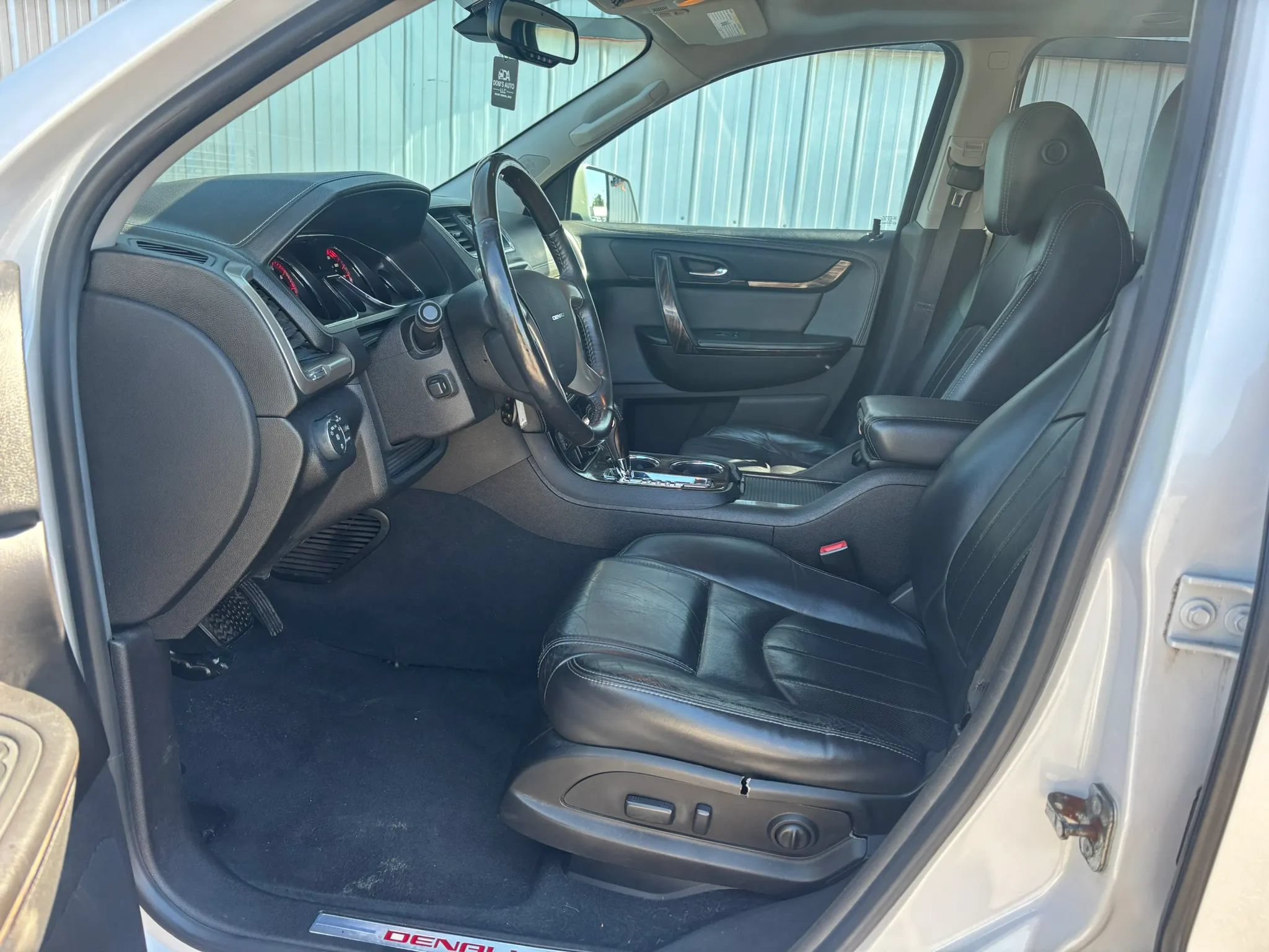 Used 2016 GMC Acadia Denali AWD/4WD image 22