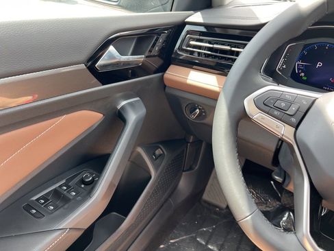 New 2026 Volkswagen Jetta SEL FWD image 18