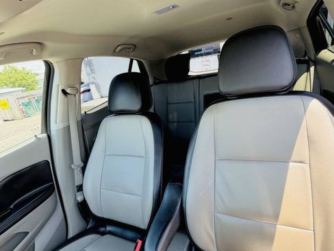 Used 2013 Buick Encore Premium AWD/4WD image 14