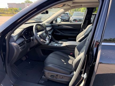 Certified 2026 INFINITI QX60 Luxe w/ Cargo Package AWD/4WD image 9