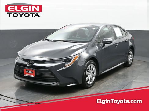 Used 2024 Toyota Corolla LE image 1