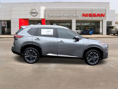 New 2026 Nissan Rogue Platinum w/ Platinum Premium Package image 2