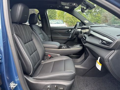 New 2026 Buick Enclave Avenir w/ Super Cruise Package image 15