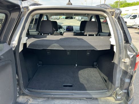 Used 2020 Ford EcoSport SE FWD image 10