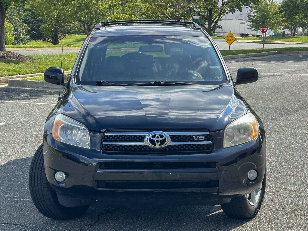 Used 2007 Toyota RAV4 Limited w/ Tow Prep Pkg AWD/4WD image 5