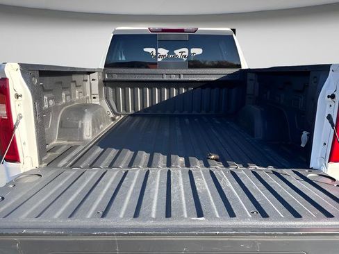 Used 2020 Chevrolet Silverado 1500 RST image 9