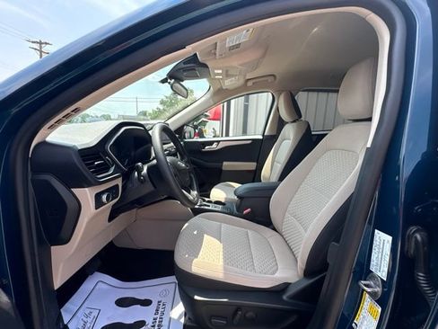 Used 2020 Ford Escape SE FWD image 13