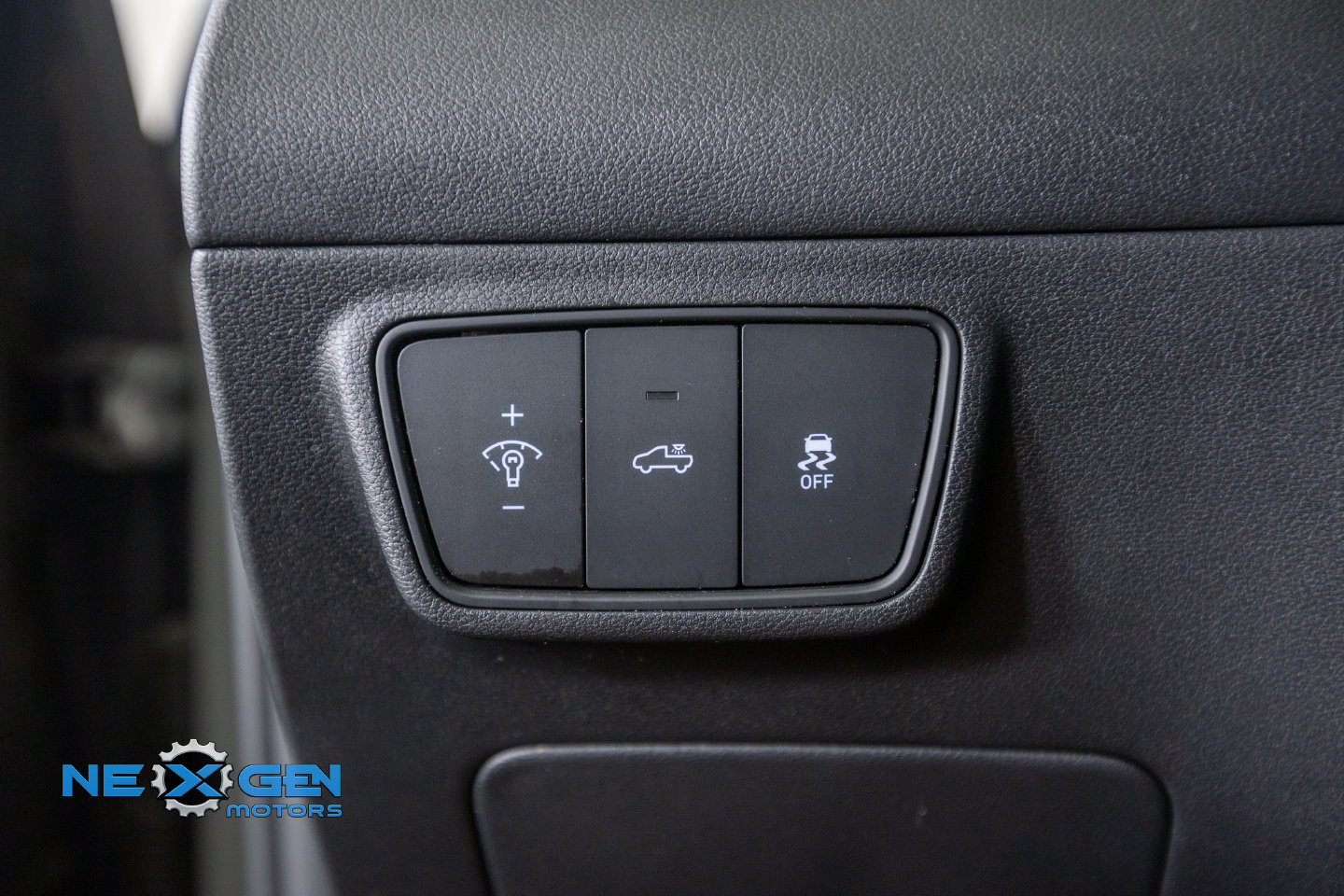 Used 2024 Hyundai Santa Cruz SEL w/ Activity Package AWD/4WD image 16
