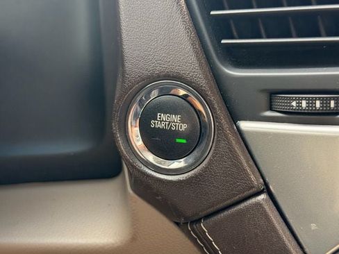 Used 2019 Chevrolet Tahoe Premier AWD/4WD image 25