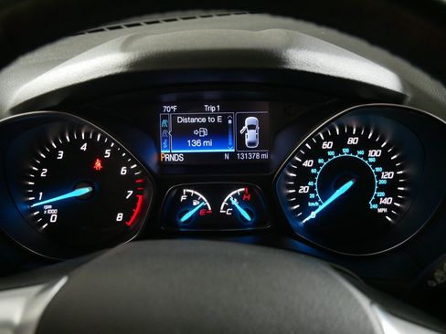 Used 2014 Ford Escape Titanium w/ Equipment Group 401A AWD/4WD image 21
