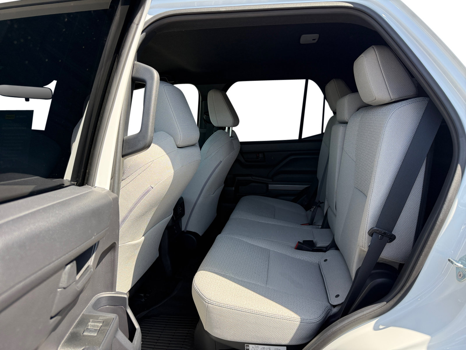 Used 2025 Toyota 4Runner SR5 AWD/4WD image 16