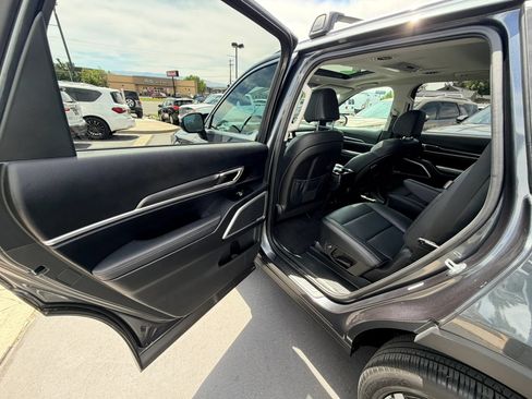 Used 2023 Kia Telluride S w/ S Sunroof Package AWD/4WD image 19