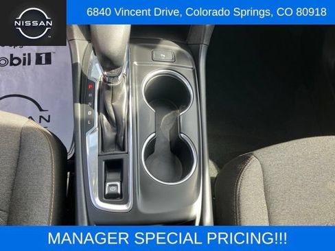 Used 2024 Chevrolet Equinox LT FWD image 25