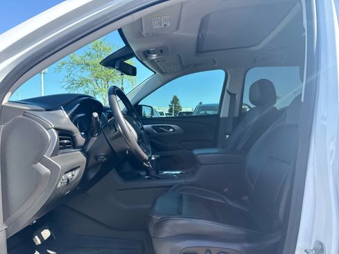 Used 2021 Chevrolet Traverse Premier w/ Redline Edition AWD/4WD image 5