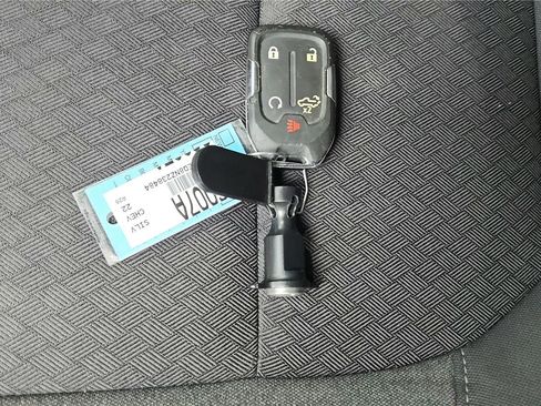 Used 2022 Chevrolet Silverado 1500 LT image 39